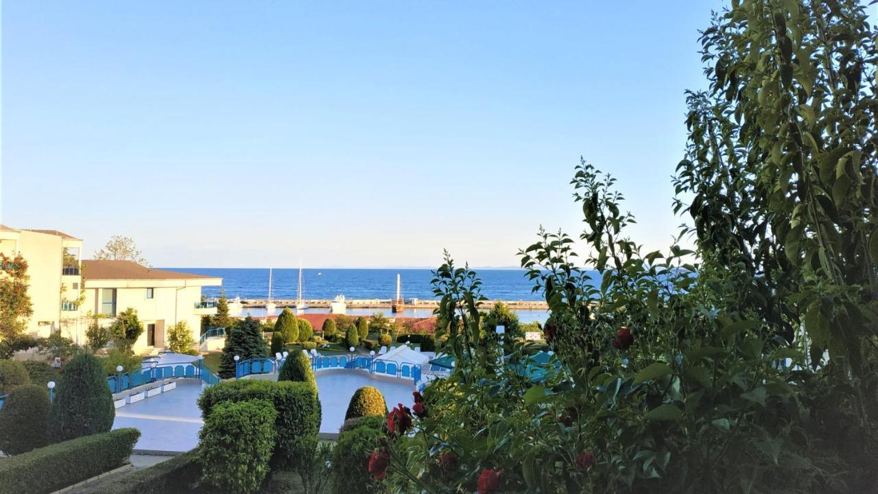 Baratero Vlas Marina Apartment Sweti Wlas Exterior foto