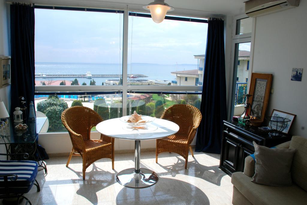 Baratero Vlas Marina Apartment Sweti Wlas Exterior foto