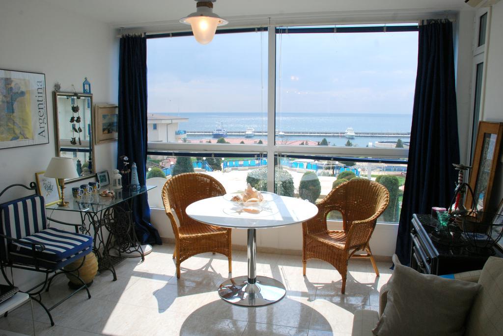 Baratero Vlas Marina Apartment Sweti Wlas Exterior foto